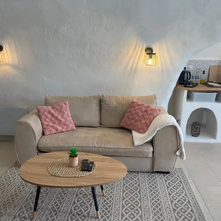 Logement Troglodyte Tout Confort 42 Min Tgv Paris Naveil Exterior photo