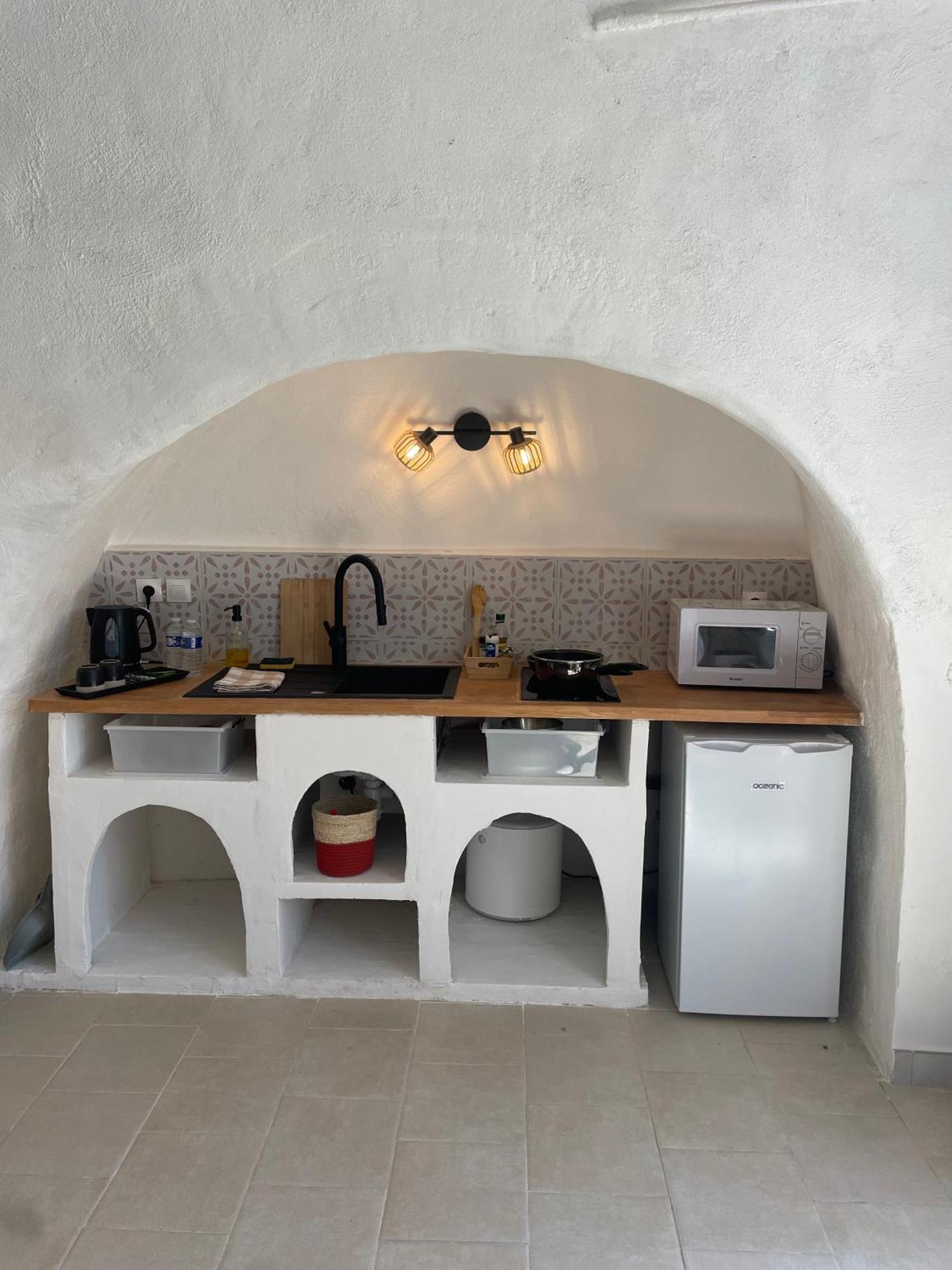 Holiday home Troglodyte Confort 42 Min Tgv Paris